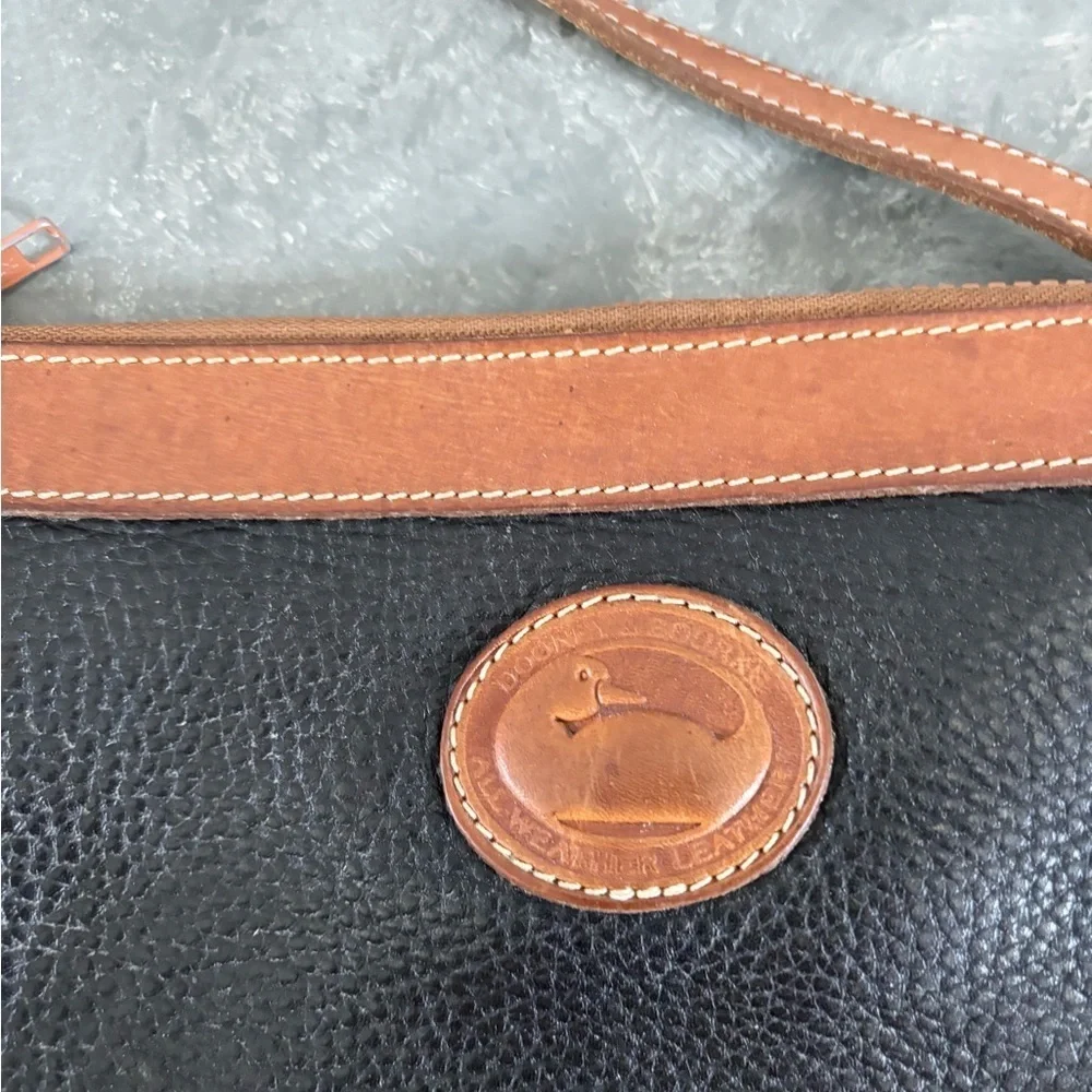 Dooney Bourke Leather Black Brown Shoulder Handbag Bag Purse vintage